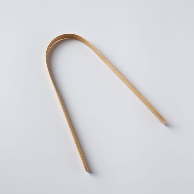 BAMBOO TONGUE CLEANER